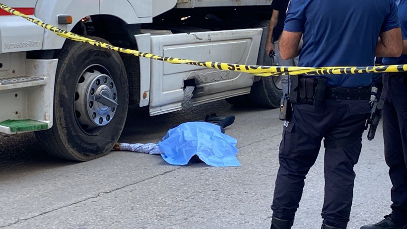 Bursa'da bir evladın en acı anı... Ölen babasının yanına çöküp gözyaşı döktü - Resim: 1