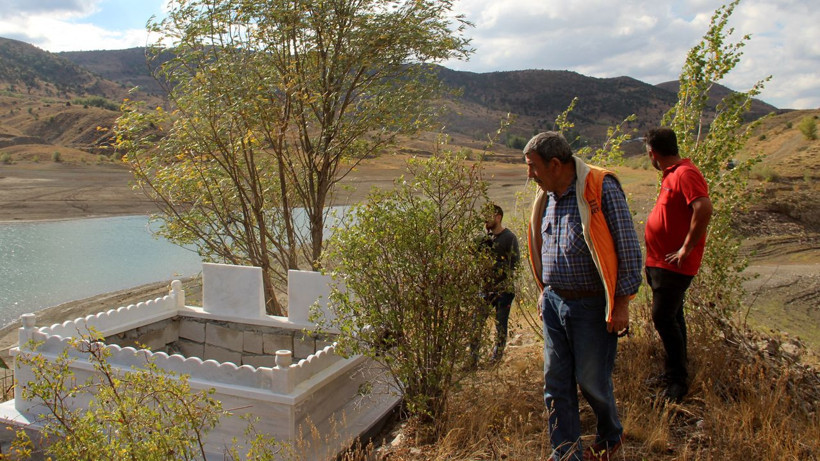 Sivas'ta büyük fırsat! Suların çekilmesiyle buldular hemen etrafını çevirdiler - Resim: 4