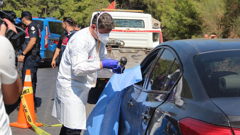 Antalya'da işi sonu oldu! Seyyar dövizci boğazı kesilerek öldürüldü 'Bilen birisi yaptı' - Resim: 1