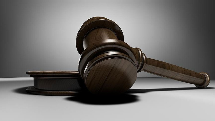 Eşi gece vardiyasındayken eve başka bir erkek aldı, kocası bastı! - Resim: 3