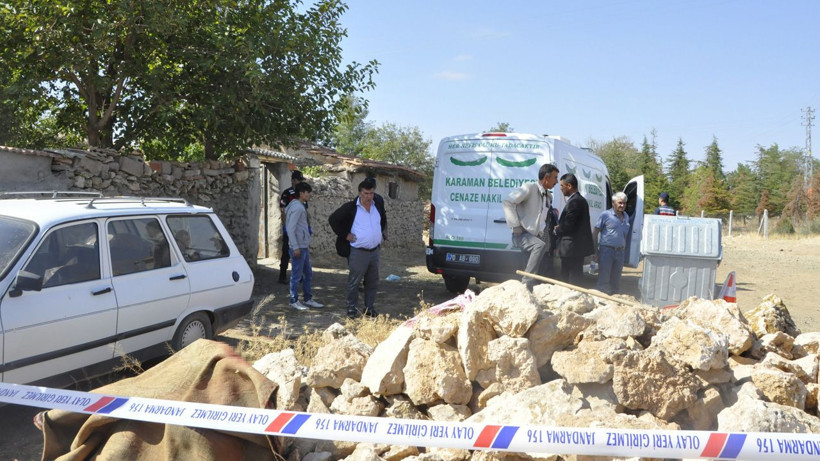 Yaşlı kadını yemeye çalıştı, ölüsünün başında bekledi! Karaman'ın konuştuğu olay - Resim: 1