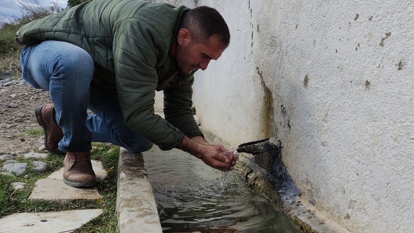 Şifasını duyanlar akın etti ameliyattan korkan içiyor Bursa'daki suyun ünü yayıldı - Resim: 4
