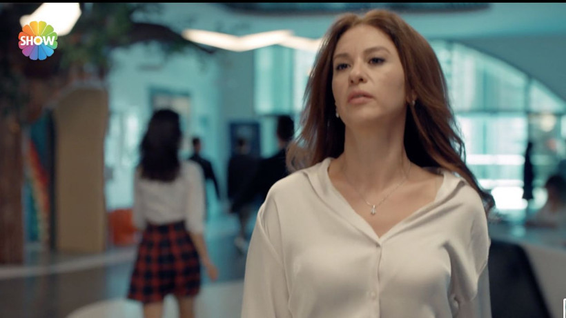 Show'un yeni bombası Kızılcık Şerbeti'nde türban sahnesi TT oldu! Faşist, özgürlük düşmanı - Resim: 3