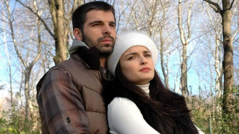 Adanalı'nın İdil'ini yıllar es geçmiş! Güzelliğiyle hayranlarını büyüledi - Resim: 1