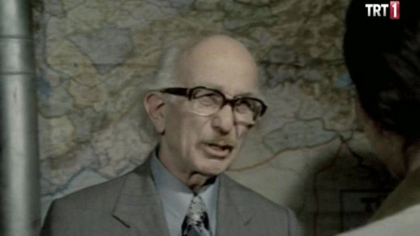 Hababam Sınıfı'ndaki Akil Hoca'nın kızı meğer kimmiş! Gözümüzün önünde büyümüş - Resim: 3