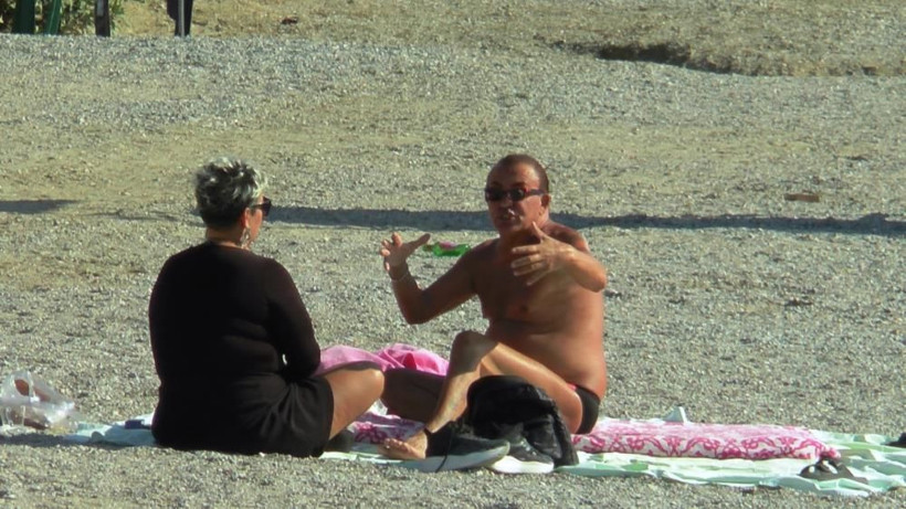 Kasım ayında sıcak havanın tadını deniz keyfi yaparak çıkardılar! - Resim: 3