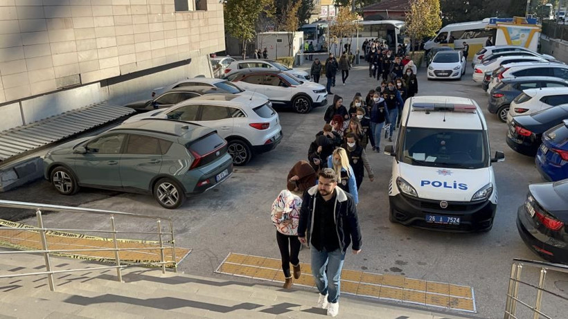 Aynı yöntemle yüzlerce kişiyi dolandırdılar! Utanmaları da yok: "Yapacaklarımızı daha yapamadık" - Resim: 2