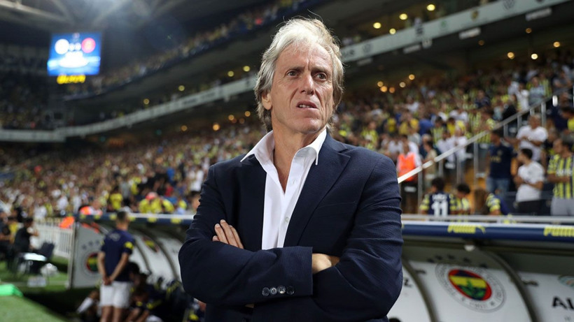 Jorge Jesus yeni transferin biletini kesti! Devre arası takımdan gönderiliyor! - Resim: 4