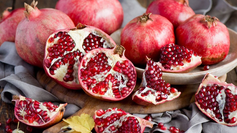 Bugün Nar alıp hemen başlayın! Her gün bir tane nar yiyince vücudunuzda bakın neler oluyor - Resim: 1