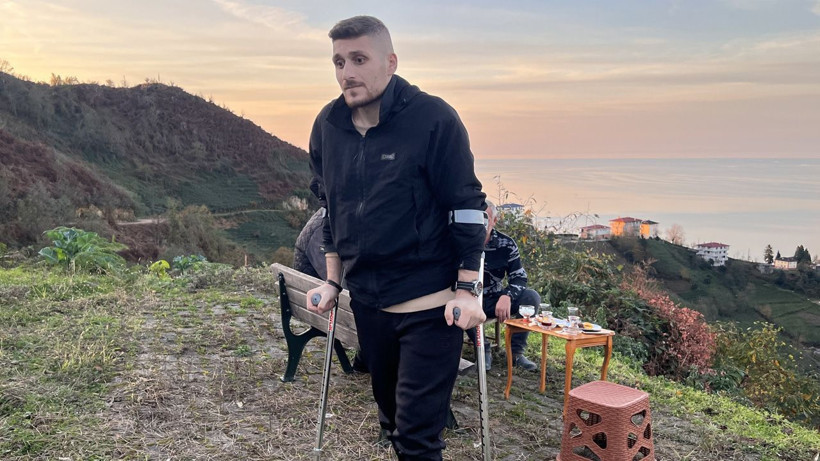 Türk askeri mucize yaşadı! Ünlü marka telefon kurtardı, mermi isabet edince bu hale geldi - Resim: 2