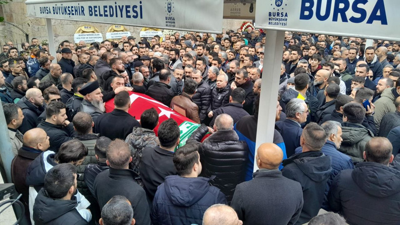 Eski Ülkü Ocakları Başkanı Sinan Ateş son yolcuğuna uğurlandı - Resim: 1
