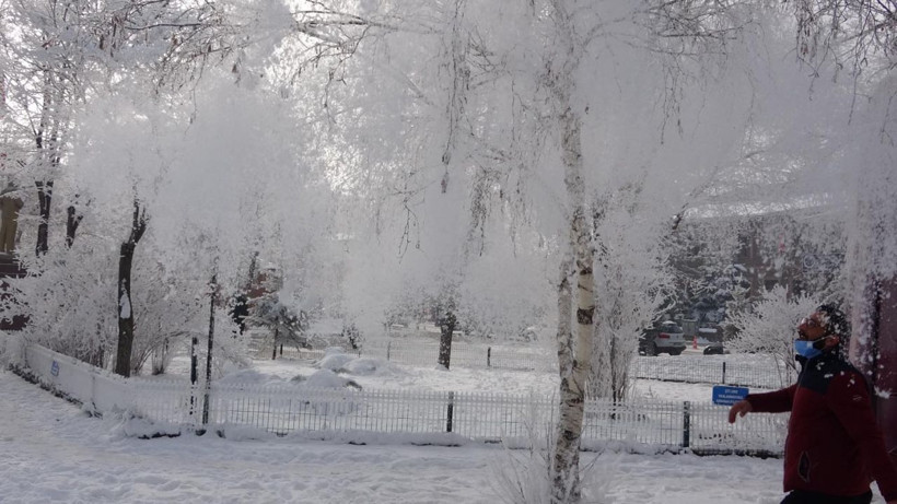 Sıcaklık -28 derece ölçüldü! İşte Türkiye'nin en soğuk yeri donduran görüntüler - Resim: 1