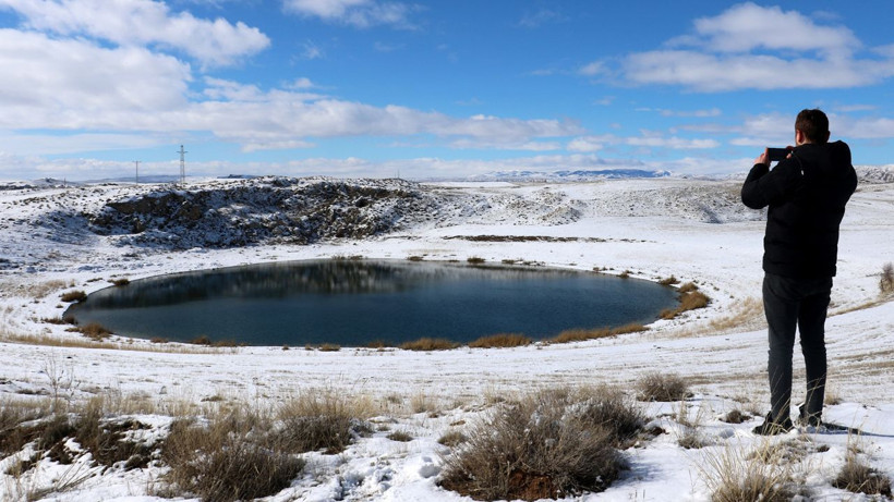 Sivas'ta yan yana iki gölde ilginç manzara, görenler telefona sarıldı: Allah'ın lütfu - Resim: 2