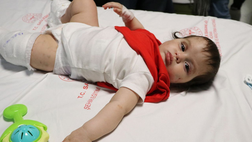 Ailesi depremde öldü sandı hastanede ortaya çıktı! Birce bebeği kurtaran şey meğer... - Resim: 2