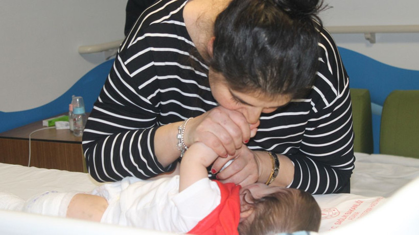 Ailesi depremde öldü sandı hastanede ortaya çıktı! Birce bebeği kurtaran şey meğer... - Resim: 3