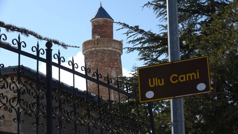 3 büyük deprem gördü tek bir taş bile düşmedi! Yetkililere çağrı: Bu mahalleyi araştırın - Resim: 3