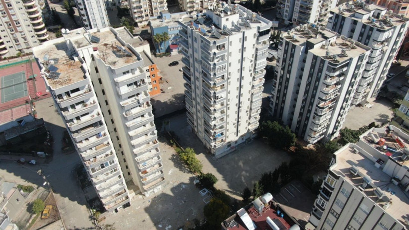 Yıkılacak binadaki eşyalar onun oldu, canını tehlikeye atan hurdacıdan akılalmaz sözler - Resim: 3