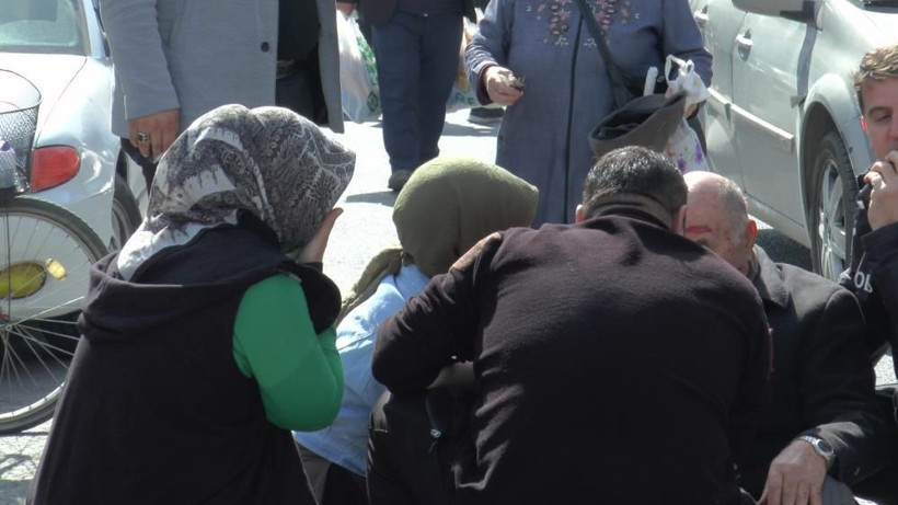 Kayseri'de kaza: Çarptığı yayanın başında hüngür hüngür ağladı! - Resim: 2