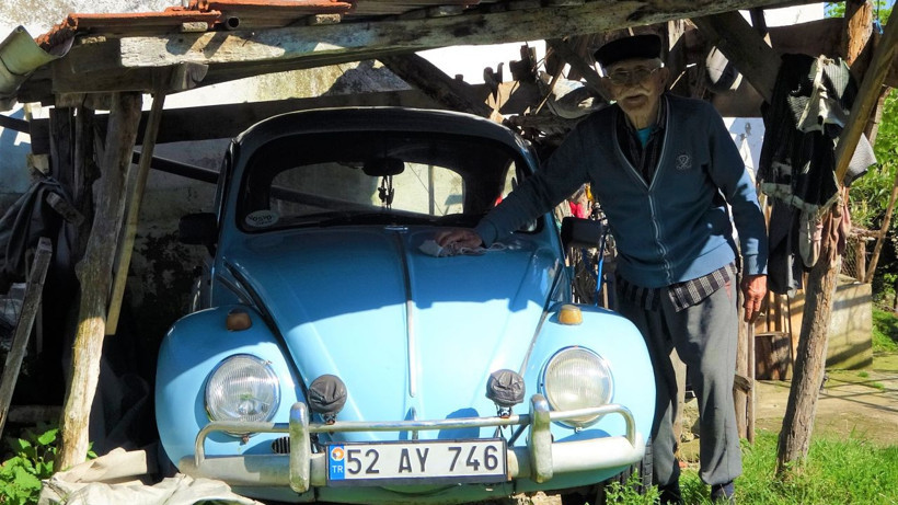 Çok isteyen var ama... Emekli ikramiyesi ile aldı, 1962 model vosvosuna gözü gibi bakıyor - Resim: 2