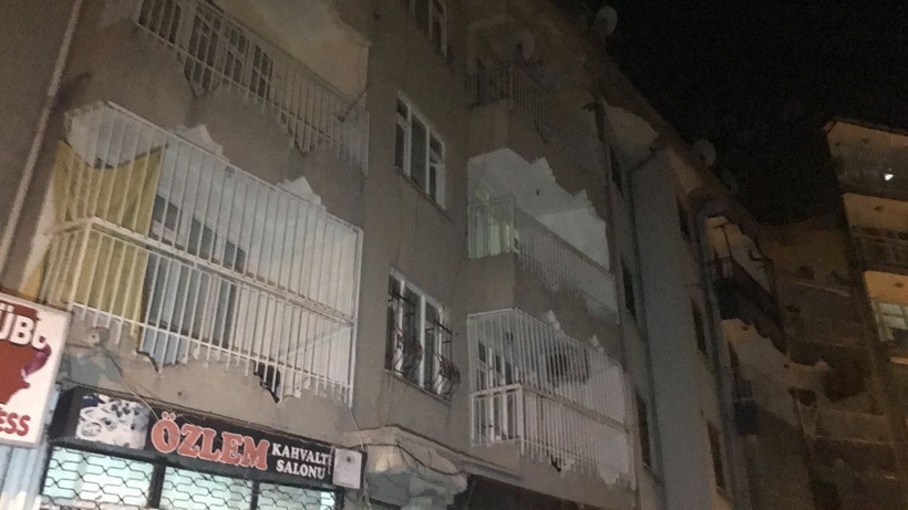 Çöp evde bulunan çocuk devlet korumasına alındı! Annenin ifadesi pes dedirtti - Resim: 1