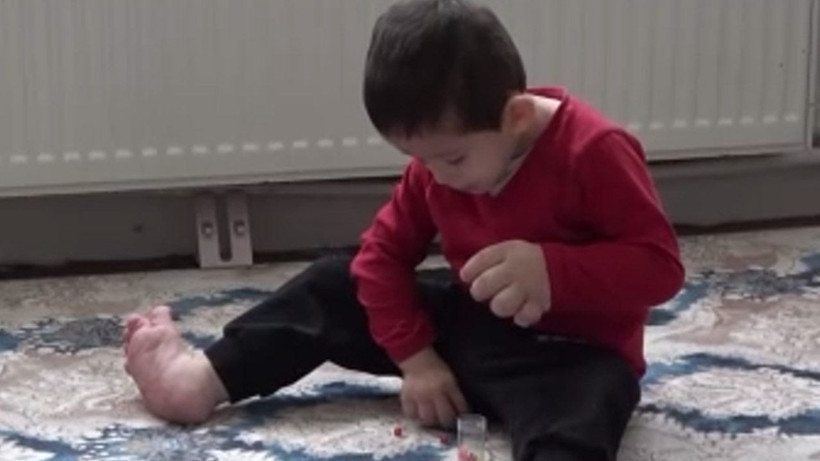 El ve ayakları durdurulamıyor! 4 yaşındaki çocuğu görenler şaşırıp kalıyor - Resim: 4