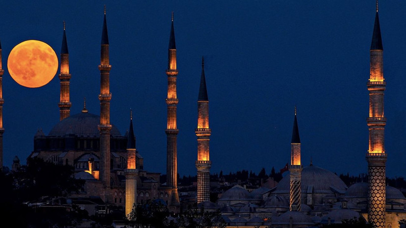 Hadisli, dualı, farklı Kadir Gecesi mesajları! 2023 yeni resimli Kadir Gecesi kutlama sözleri - Resim: 1