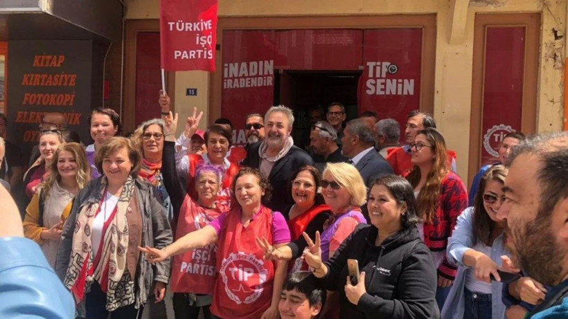 Arzum Onan ile Mehmet Aslantuğ boşanıyor! TİP Milletvekili Aslantuğ'u eşi terk etti - Resim: 2