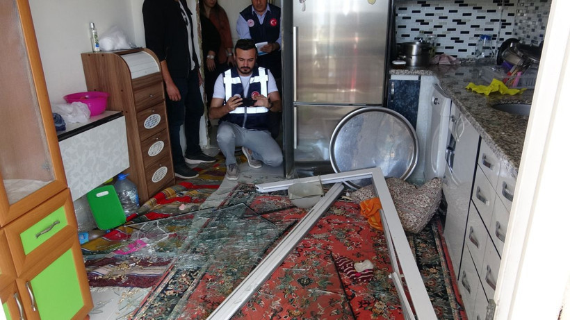 Mersin Anamur'daki hortum evleri savaş alanına çevirdi - Resim: 3