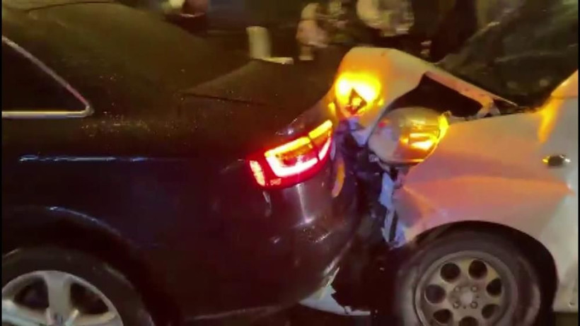 Sakarya’da akıl almaz kaza: Çarptığı yayaya yardım etmek isterken olanlar oldu! - Resim: 3