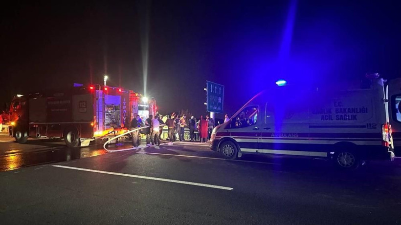 Gaziantep'te feci kaza: Alev topuna dönen araçta 1 kişi yanarak öldü! - Resim: 2