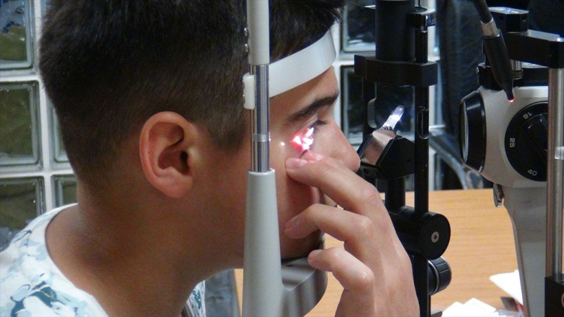 Ağrı şikayeti ile hastaneye gitti! Çocuğun gözünden çıkanlar dehşete düşürdü - Resim: 2