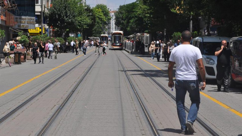 Önümüzde 'Oraj' var sonrası ise resmen felaket! Profesörün '2023' sözleri dil yutturdu: "Hava sıcaklığı 50 derecenin üstünü görecek" - Resim: 1