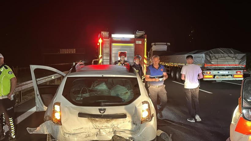 Düzce'de zincirleme kaza! 5 araç birbirine girdi, ortalık savaş alanına döndü! Çok sayıda yaralı var... - Resim: 2