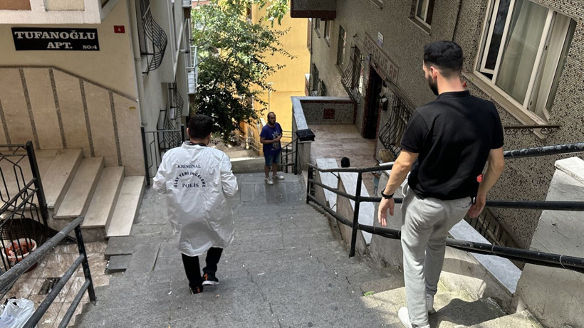 İstanbul'da sır ölüm! Kötü koku gelen evden Filipinli kadının cesedi çıktı - Resim: 4