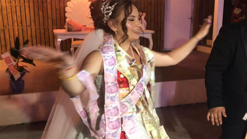 Bulgar gelinden film gibi aşk! Alışverişe diye gelip gönlünü kaptırdı - Resim: 1