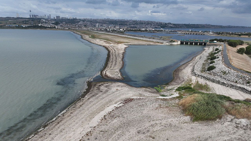 İstanbul kuraklıkla karşı karşıya! Büyükçekmece Gölü'nden gelen görüntüler herkesi korkuttu - Resim: 2