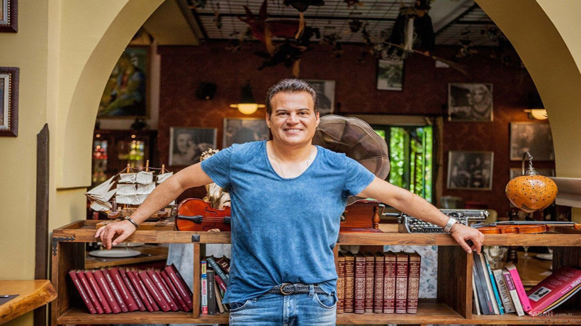 Hakan Peker 480 farklı hesaptan taciz eden hayranına acımadı! Saplantılı hayranını mahkemeye verdi - Resim: 3