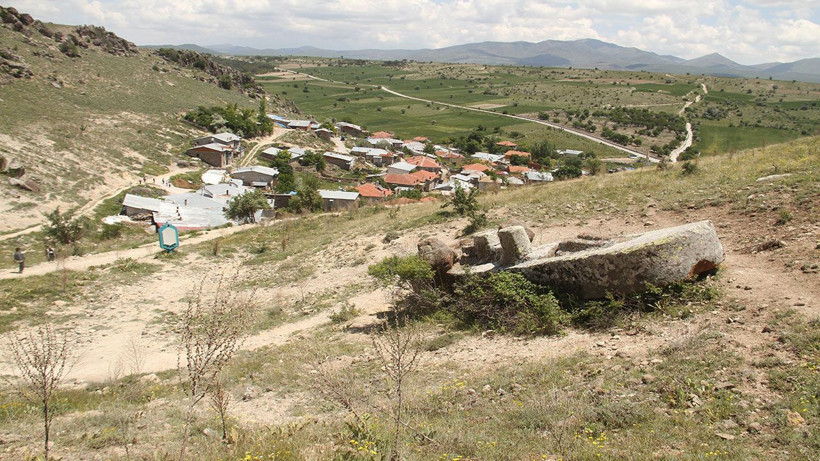 Turistlerin göz bebeği oldu! 3 bin 500 yıldır yatan dünyanın en büyük anıtı Konya'da - Resim: 4