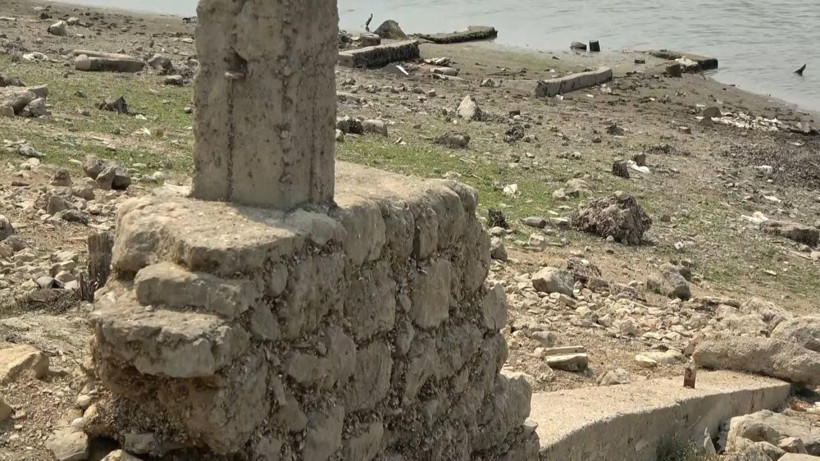 Başakşehir'de baraj suları çekilince ortaya çıktı mahalle sakinleri şaşkın - Resim: 3