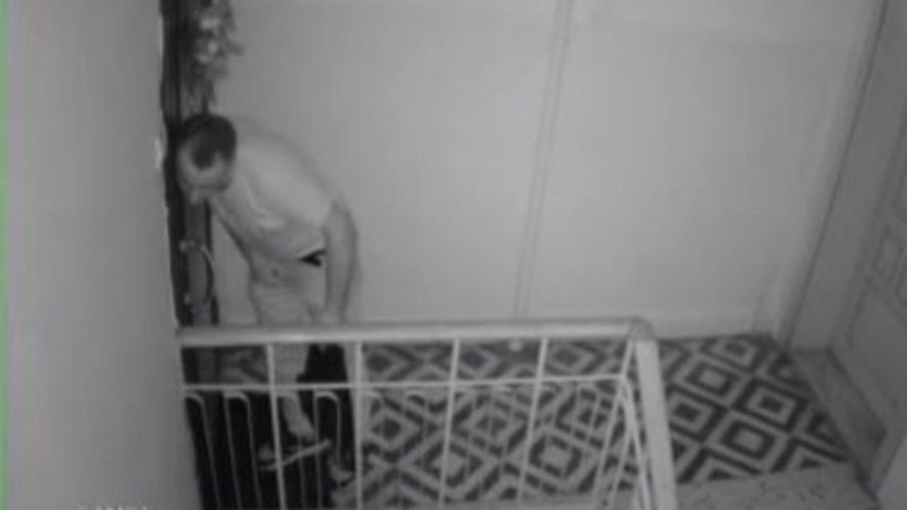 Apartmanda şoke eden görüntü! Kurye kılığında gelip uyuşturucu kullandı, pantolonunu indirdi... - Resim: 4