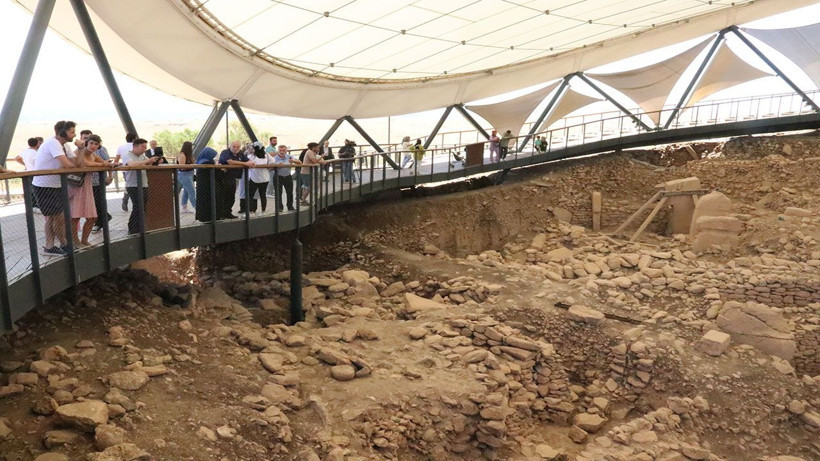 Tarihin 'sıfır noktası' Göbeklitepe hakkında asılsız iddialar! Beton iddialarını kazı başkanı yalanladı - Resim: 2