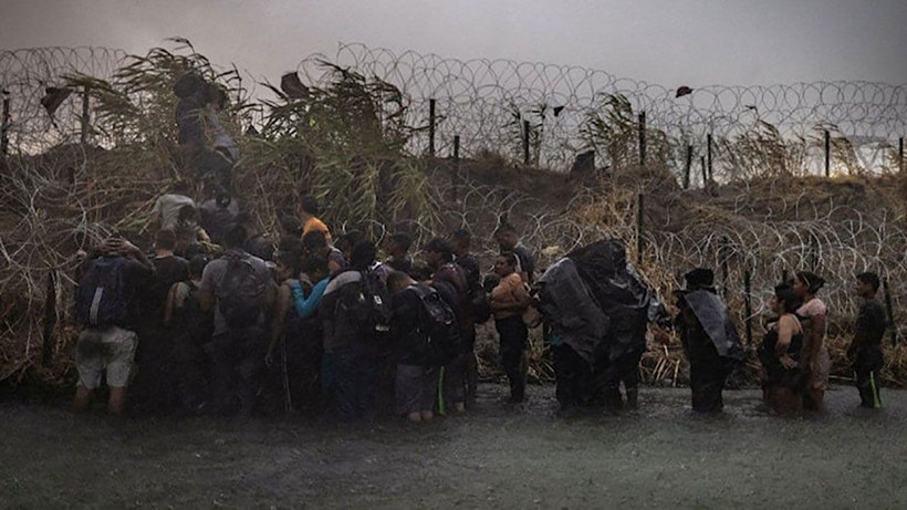 ABD sınırında göçmenlerin can pazarını Reuters gözler önüne serdi! - Resim: 1