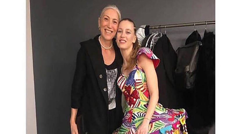 Serenay Sarıkaya'nın annesi, ünlü oyuncunun babasıyla yasak aşk yaşıyor iddiası! - Resim: 2