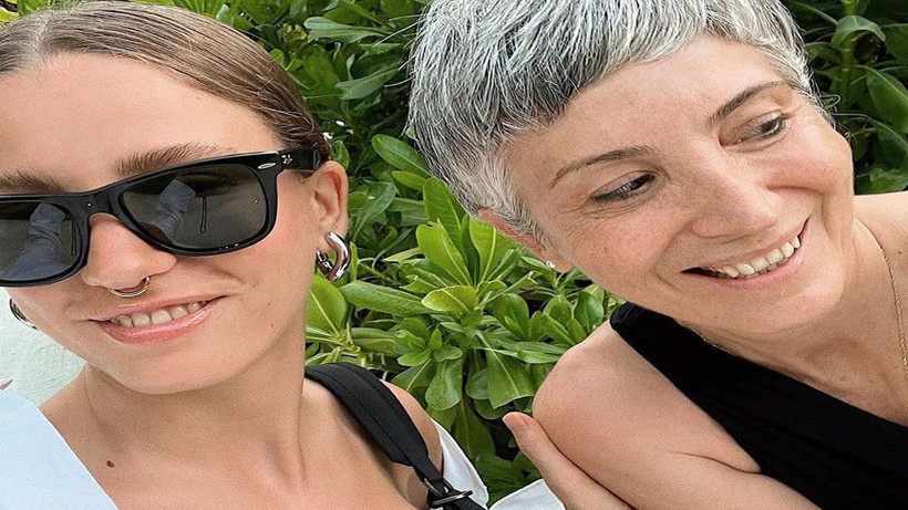 Serenay Sarıkaya'nın annesi, ünlü oyuncunun babasıyla yasak aşk yaşıyor iddiası! - Resim: 3