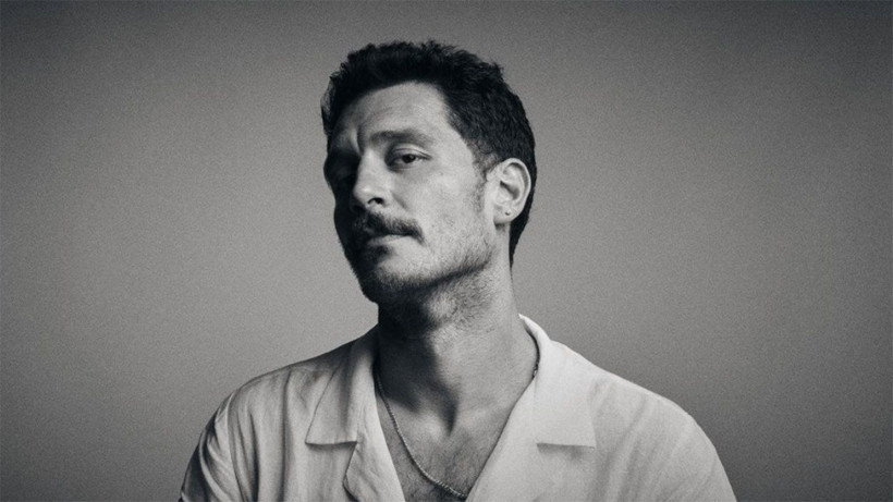 Sarmaş dolaş pozlara gelen aşk iddiaları çileden çıkarttı! Uraz Kaygılaroğlu iddialara son noktayı koydu - Resim: 1