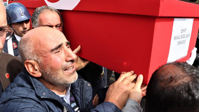 Şehit veterinere veda! Annesi, babası ve eşi kahrolurken 6 aylık oğlu her şeyden habersizce... - Resim: 1