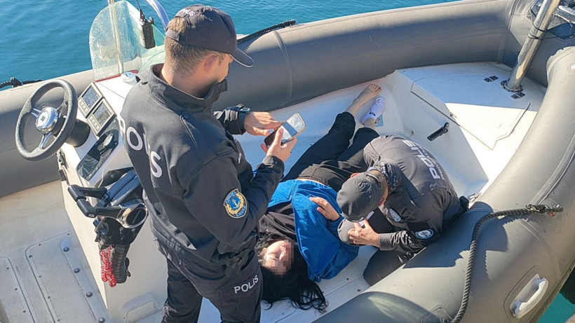 Yürüyüş yaparken falezlerden düştü! Deniz polisi tarafından kurtarıldı - Resim: 2