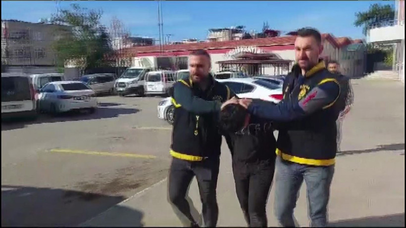 19 yaşındaki genç köprüde iki arkadaşını bıçaklayarak öldürdü! 'Pişmanım' dedi ama... - Resim: 1