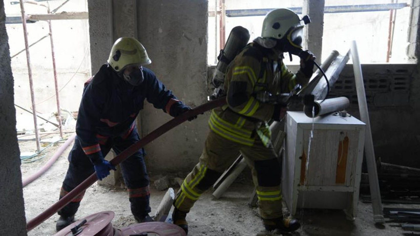 Gerçeği aratmayan deprem tatbikatı böyle görüntülendi - Resim: 1