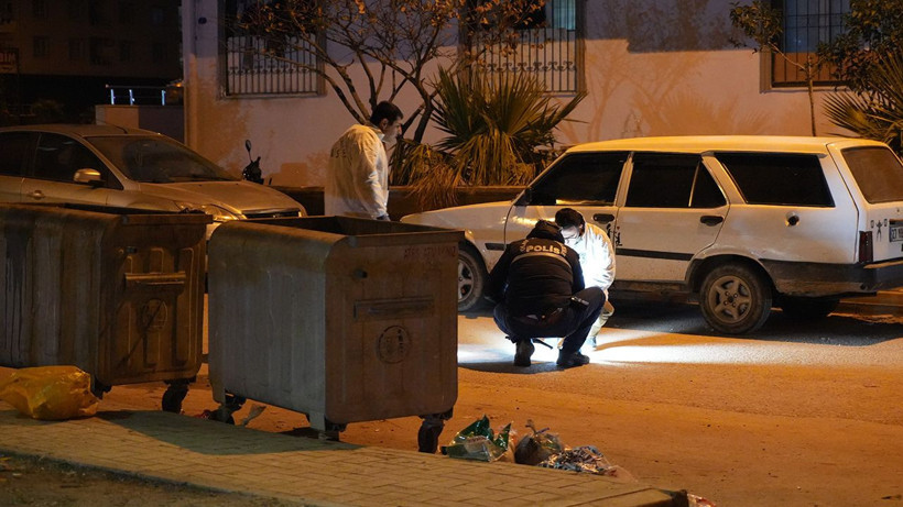  Kilis’te park halindeki araca kurşun yağdırdılar: 1 ölü, 1 ağır yaralı - Resim: 1